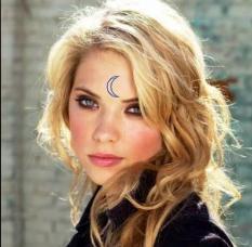 <img:stuff/Ashley-Benson-As-Aphrodite-house-of-night-novels-9649591-233-228.jpg>