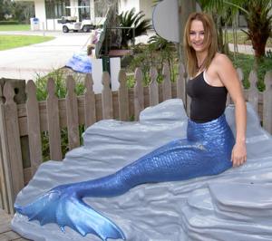 <img300*0:stuff/mermaidsasha3.jpg>