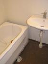 <imgr100*0:stuff/z/1/Bathroom%25201/p1010009.jpg>