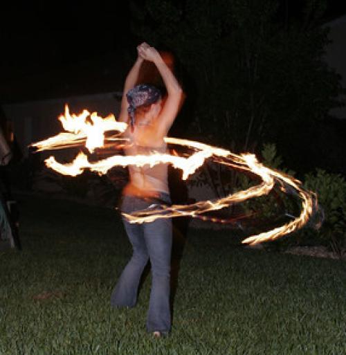 <img500*0:stuff/z/1621/Sasha%2527s%2520Fire%2520Hoop/gighoop21.jpg>