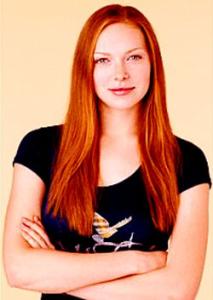 <img0*300:stuff/z/281/Laura%2520Prepon/lauraprepon01.jpg>